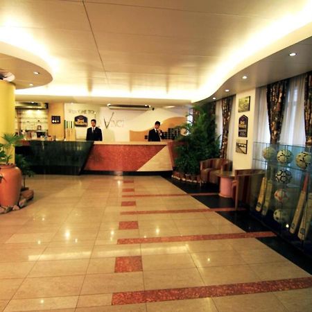 La Vinci Hotel Dhaka Esterno foto